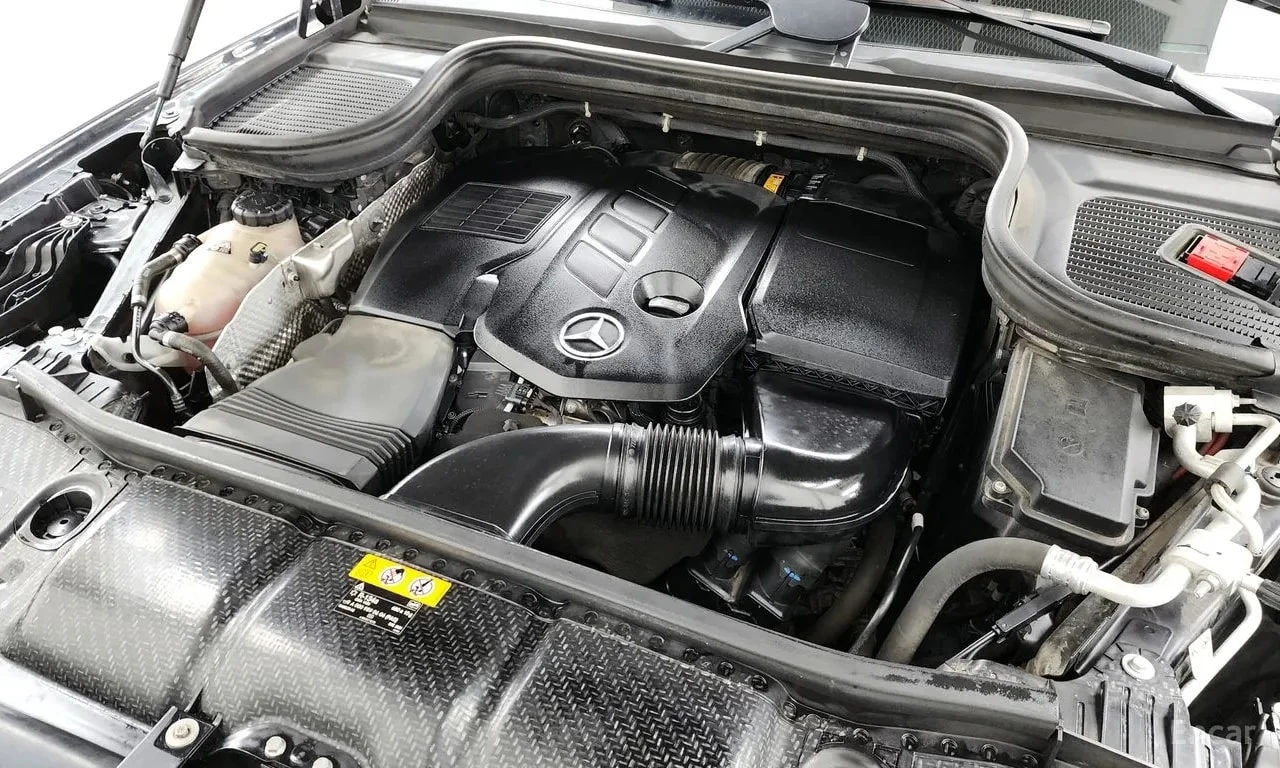 Mercedes-Benz GLE 300 GLE300d 4MATIC, снимка 6 - Автомобили и джипове - 55900454