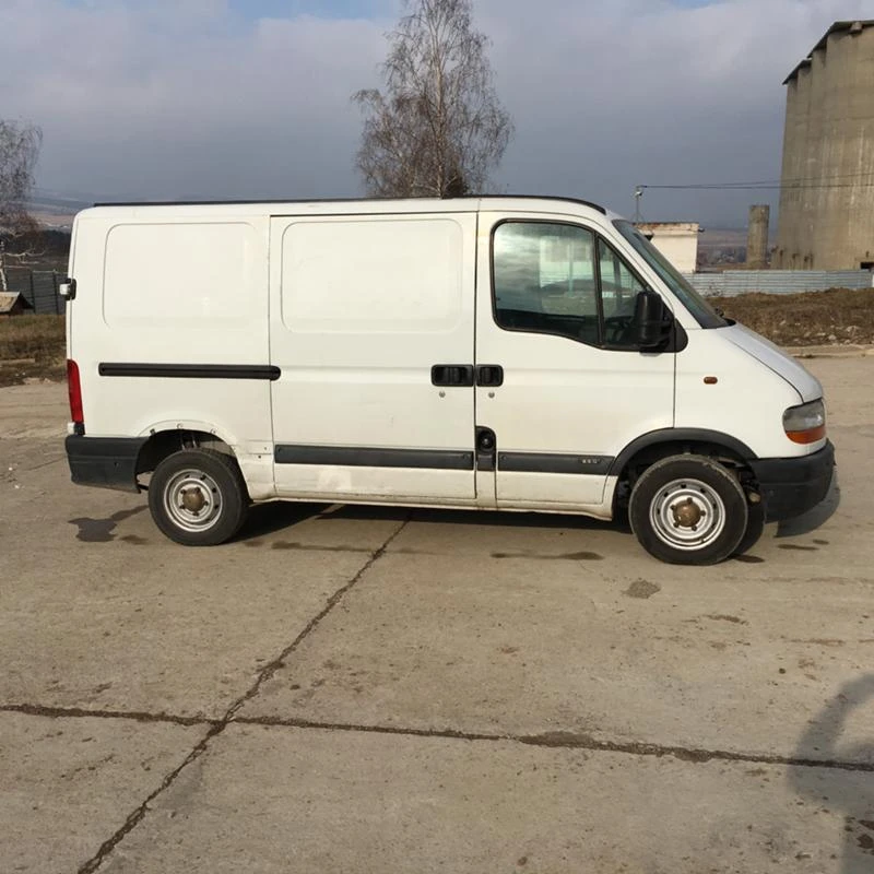 Renault Master 2.5 D - изображение 2