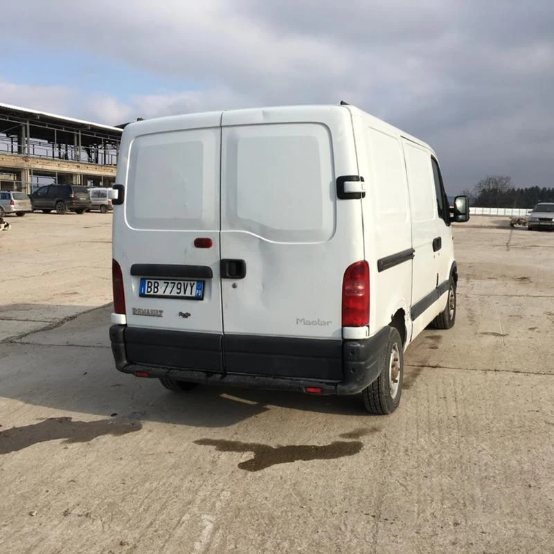 Renault Master 2.5 D - изображение 3