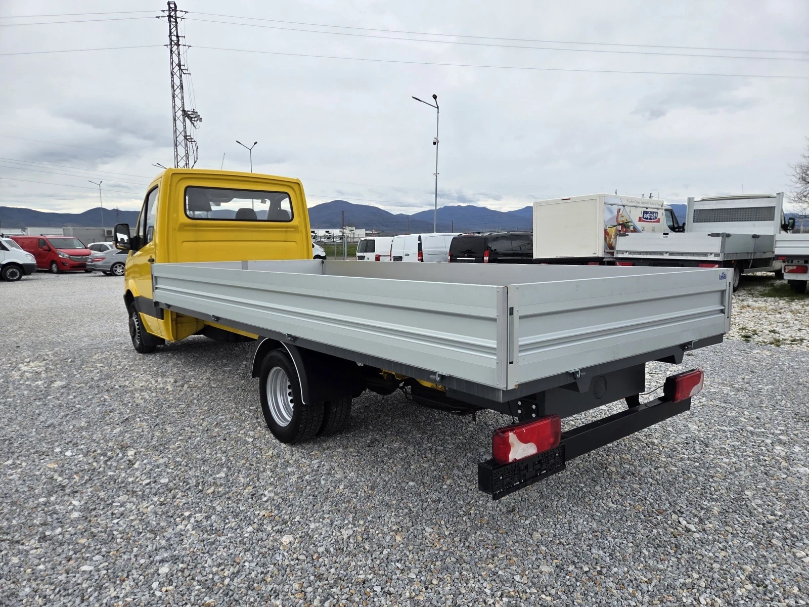 Mercedes-Benz Sprinter 516 CDI, Клима, 5.10 метра, До 3.5 тона, 126919 км, снимка 3 - Бусове и автобуси - 54033514