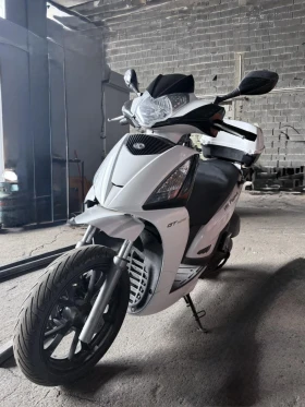 Kymco People GTI 125, снимка 9