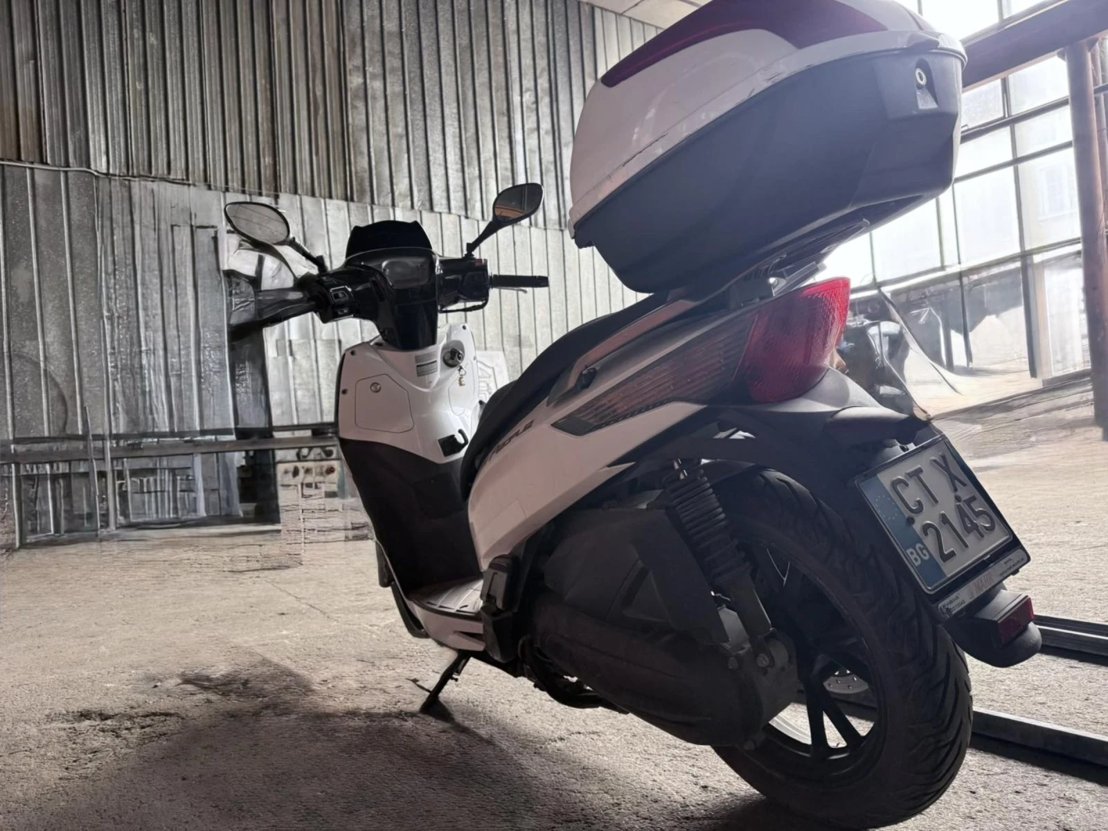 Kymco People GTI 125, снимка 7 - Мотоциклети и мототехника - 55105650