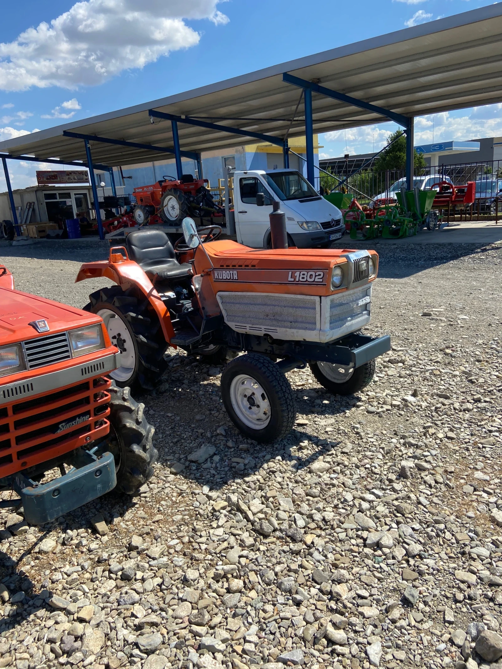 Трактор Kubota, снимка 2 - Селскостопанска техника - 55298495
