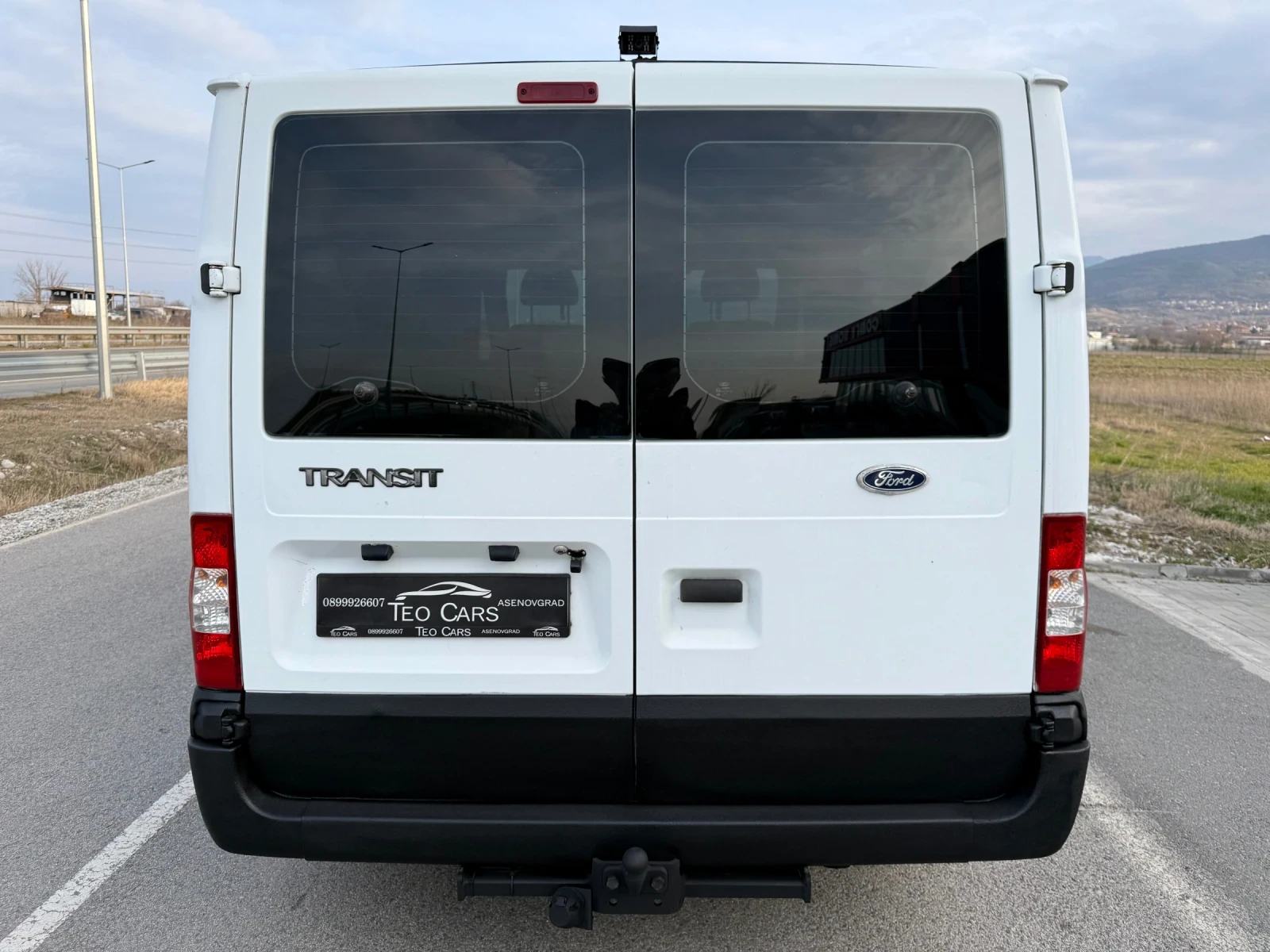 Кемпер Ford Transit 2.2 TDCi / CLIMA / CAMERA / MEDIA, снимка 6 - Каравани и кемпери - 53879084