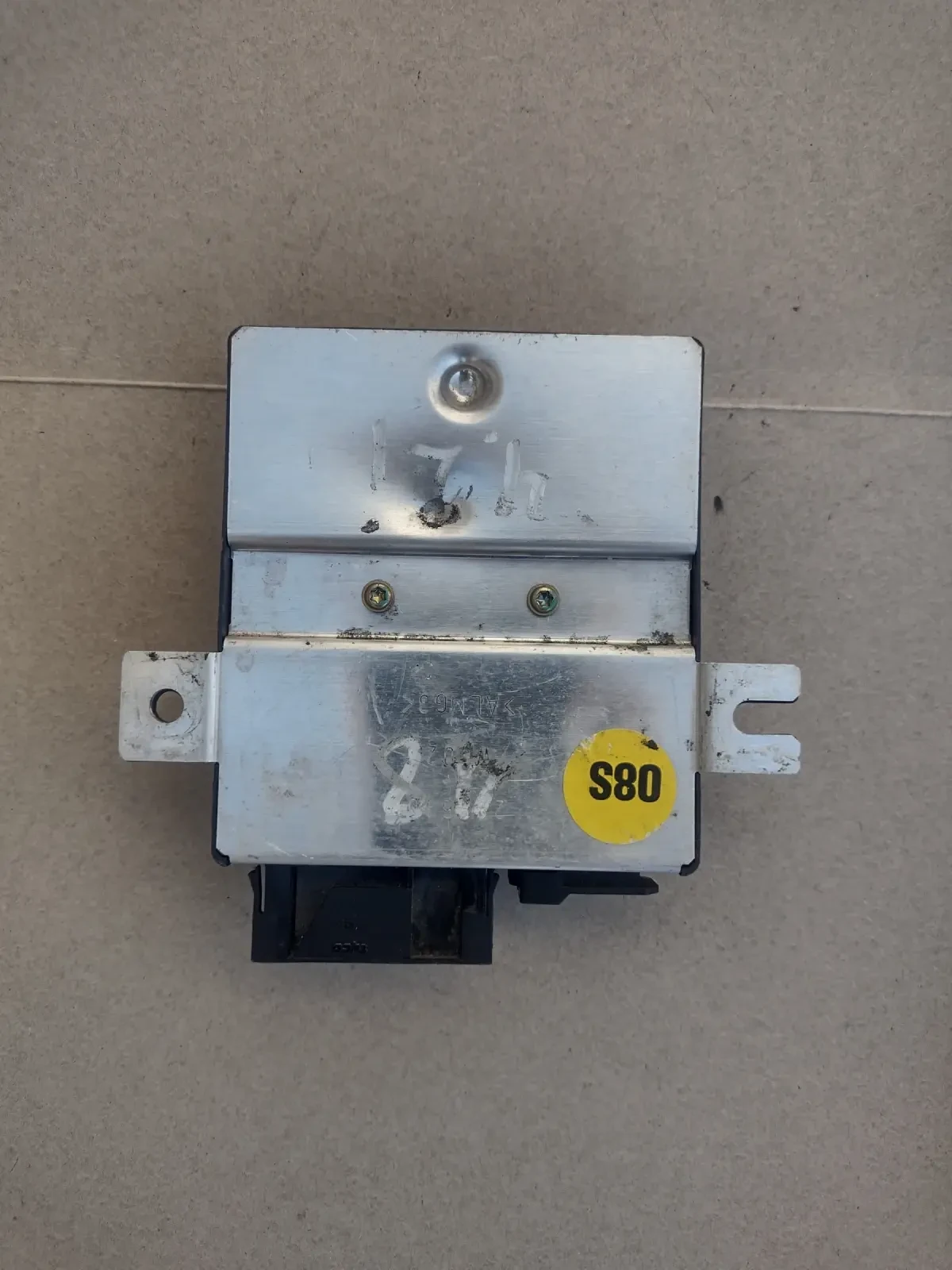 4E0907468A  Gateway   AUDI A8 (2002-2010)  4E0 907 468 A | Mobile.bg   3