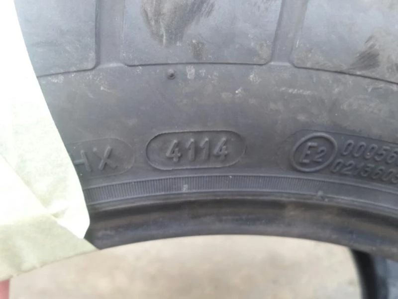 Гуми Летни 215/60R16, снимка 3 - Гуми и джанти - 17353888