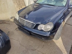 Mercedes-Benz C 200, снимка 3