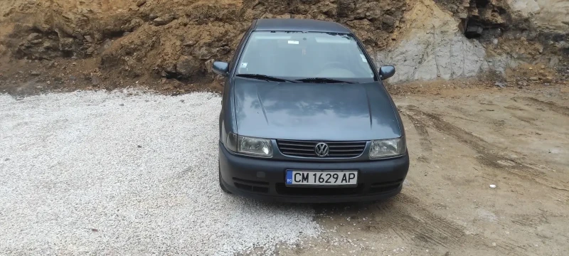 VW Polo 1.6 климатик , снимка 2 - Автомобили и джипове - 47189240