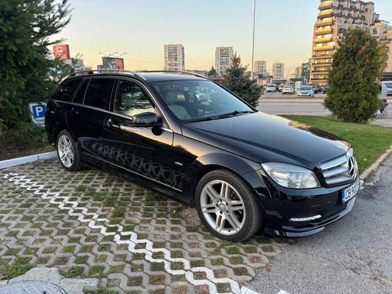 Mercedes-Benz C 220 AMG-line, снимка 2 - Автомобили и джипове - 47734431