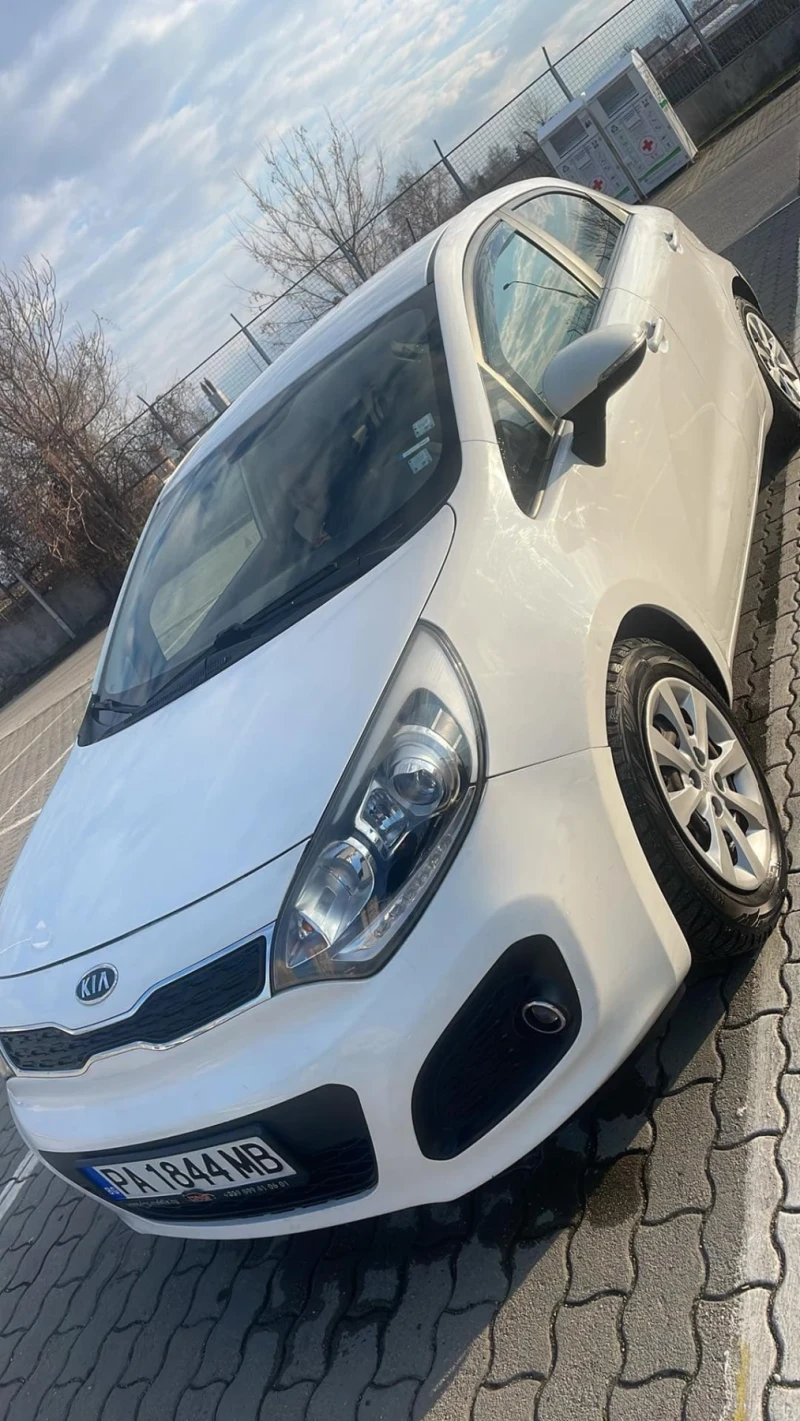 Kia Rio 1.1CRDI, снимка 8 - Автомобили и джипове - 51927686