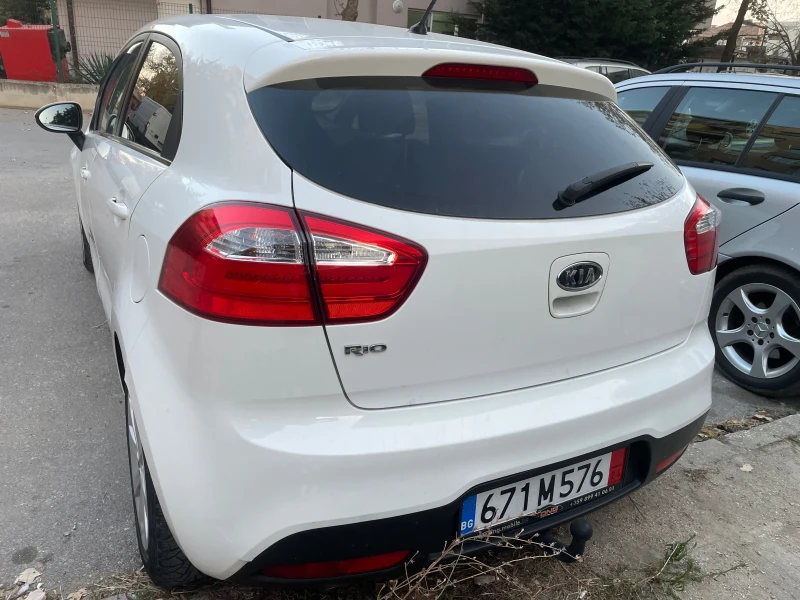 Kia Rio 1.1CRDI, снимка 2 - Автомобили и джипове - 51927686