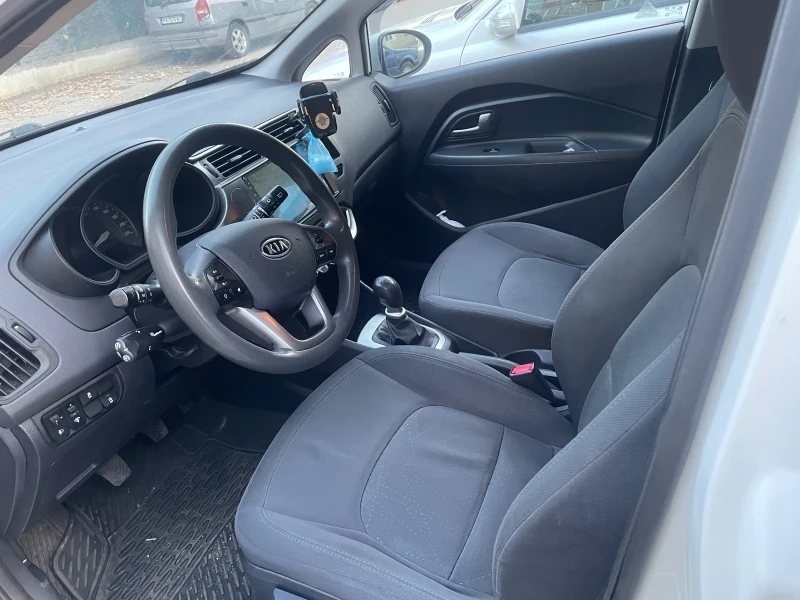 Kia Rio 1.1CRDI, снимка 6 - Автомобили и джипове - 51927686