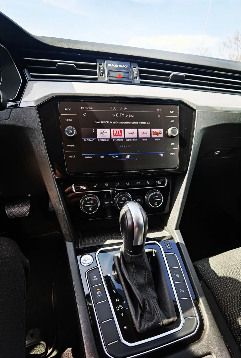 VW Passat Business 2.0 TSI OPF DSG 7, снимка 12 - Автомобили и джипове - 51828740