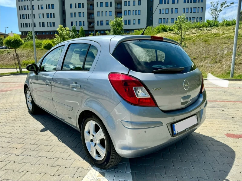 Opel Corsa D 1.2, снимка 6 - Автомобили и джипове - 52500075