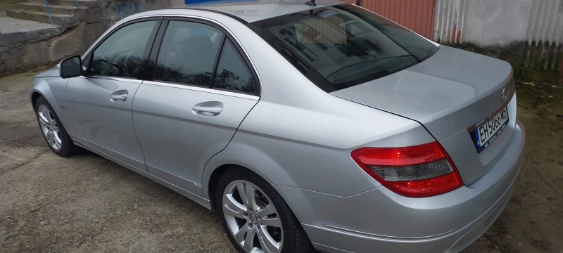 Mercedes-Benz C 180 compresor, снимка 10 - Автомобили и джипове - 52803839