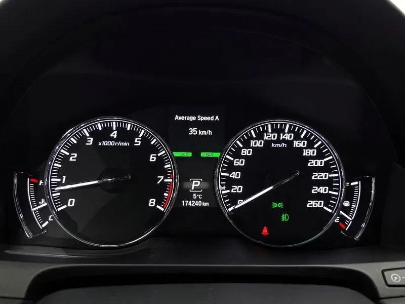 Honda Legend 3.5, снимка 8 - Автомобили и джипове - 55352194