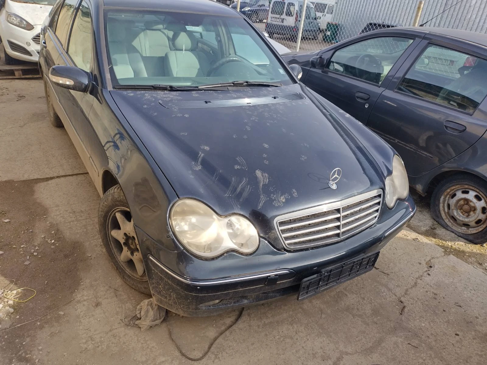 Mercedes-Benz C 200