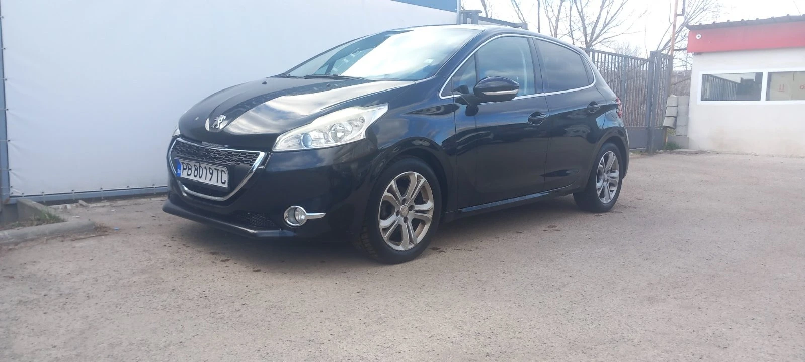 Peugeot 208 1.6  - изображение 4