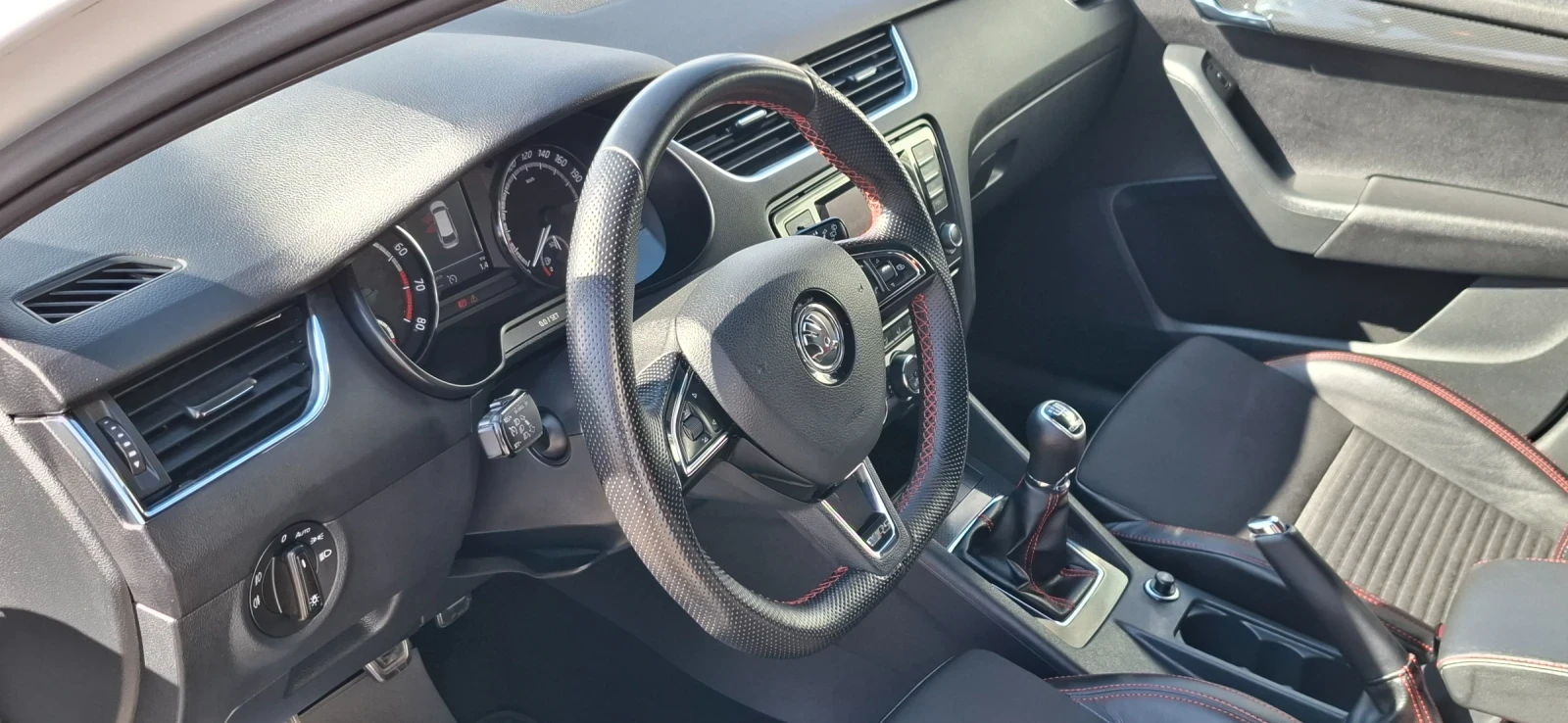 Skoda Octavia 2.0 VRS 220KC      | Mobile.bg   15