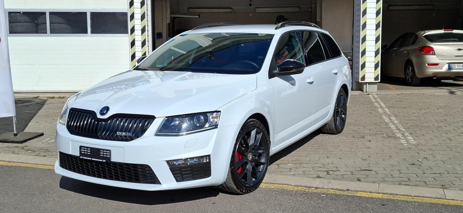 Skoda Octavia 2.0 VRS 220KC  Бяла Перла Топ  - [1] 