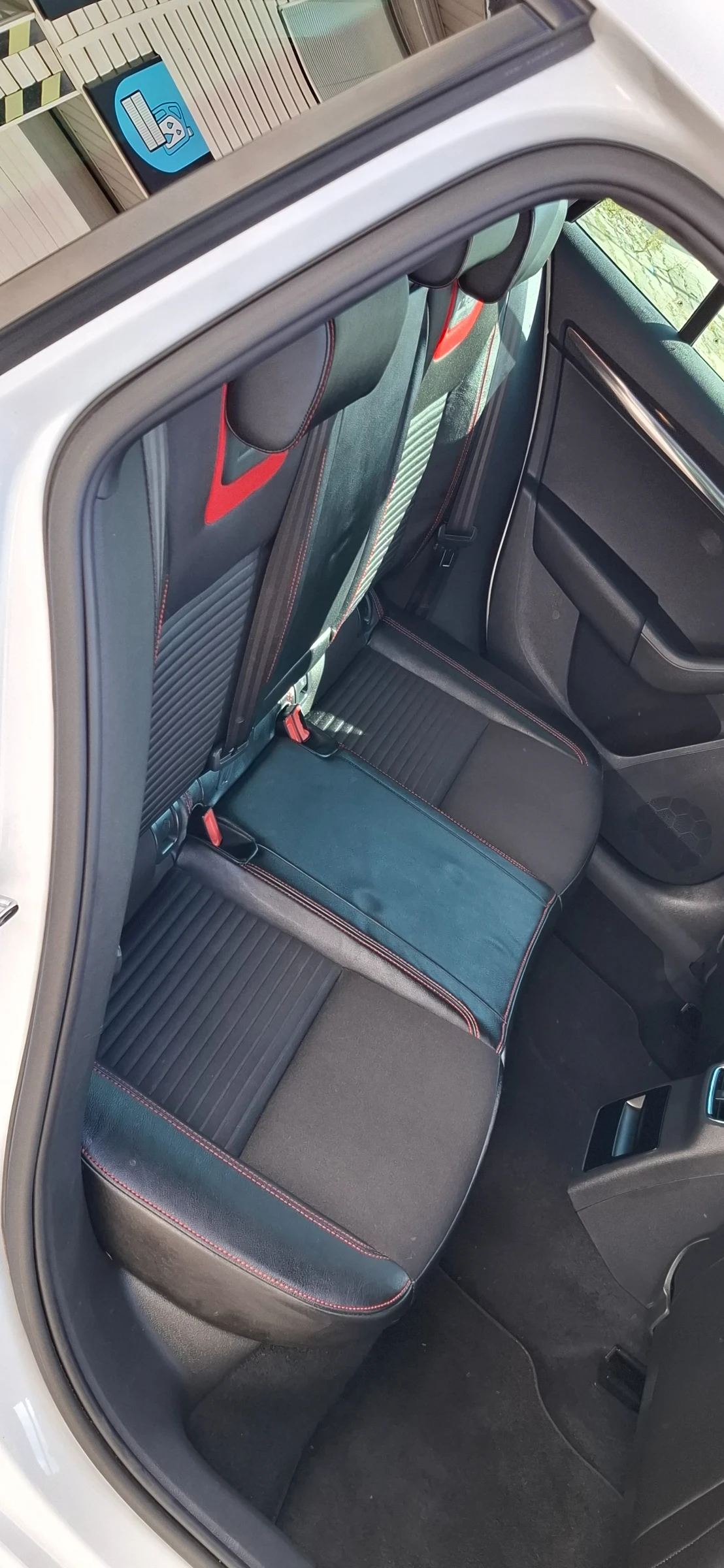 Skoda Octavia 2.0 VRS 220KC      | Mobile.bg   12