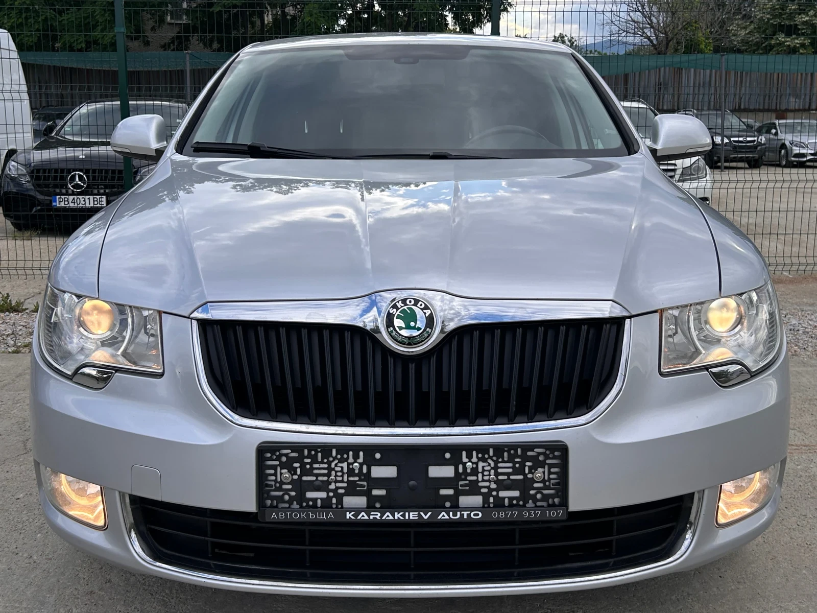 Skoda Superb 2.0 - изображение 8
