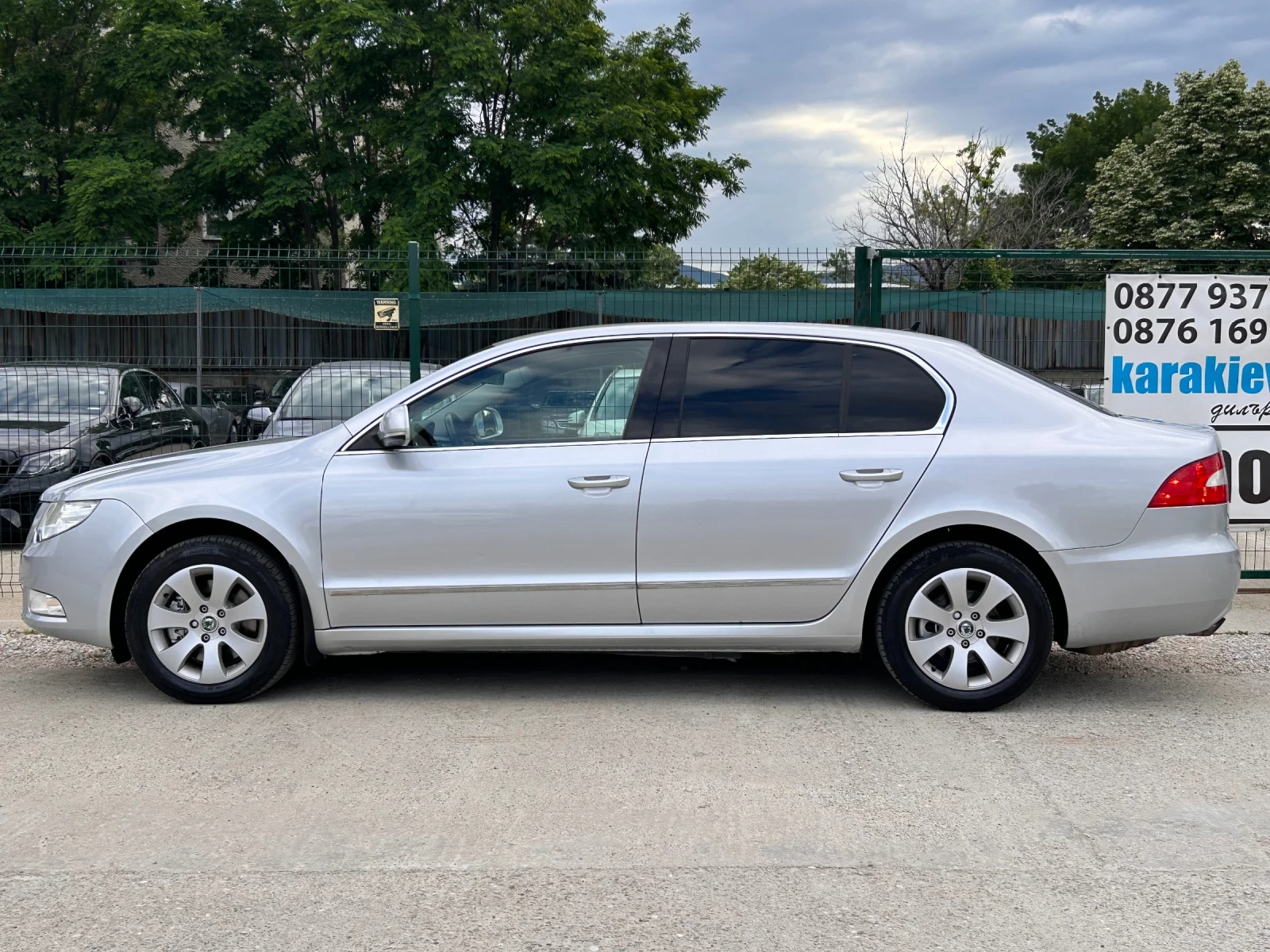 Skoda Superb 2.0 - изображение 2