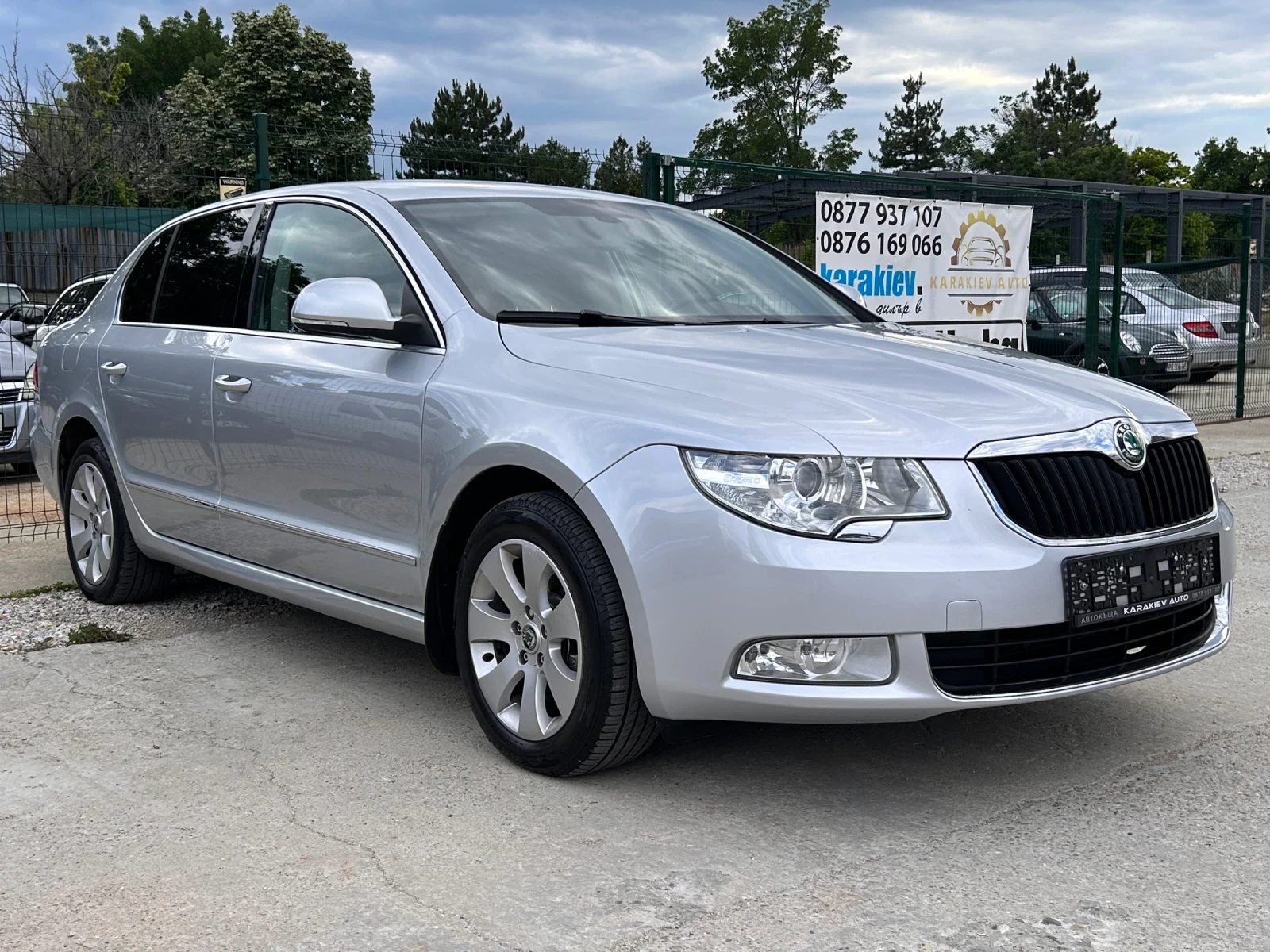 Skoda Superb 2.0 - изображение 7