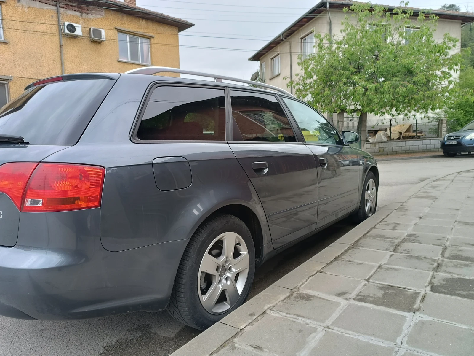 Audi A4  - изображение 2