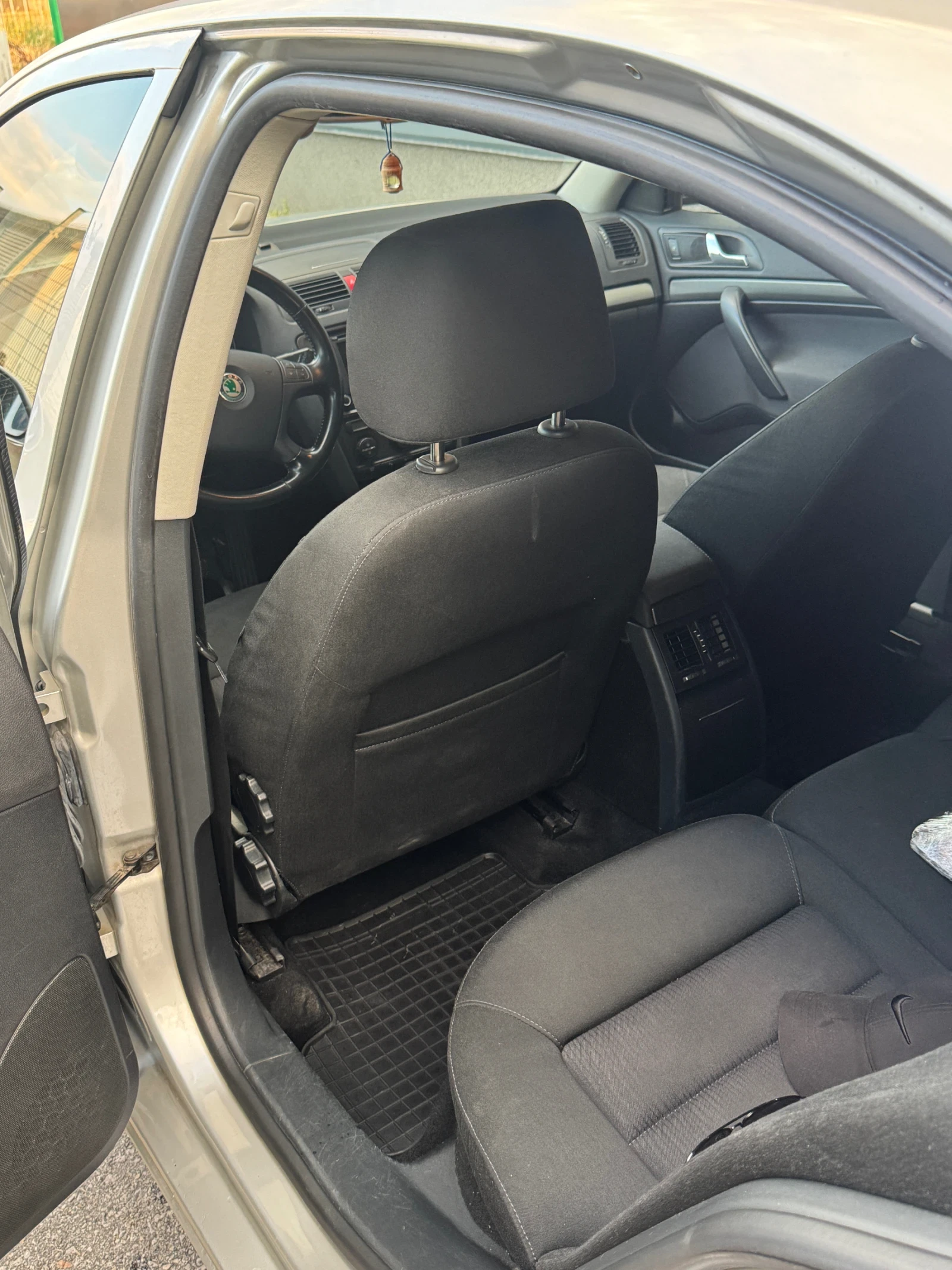Skoda Octavia Octavia 2 - изображение 8