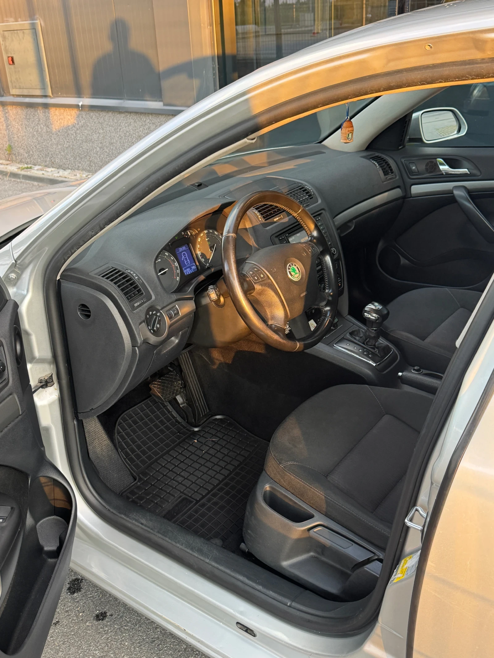 Skoda Octavia Octavia 2 - изображение 4