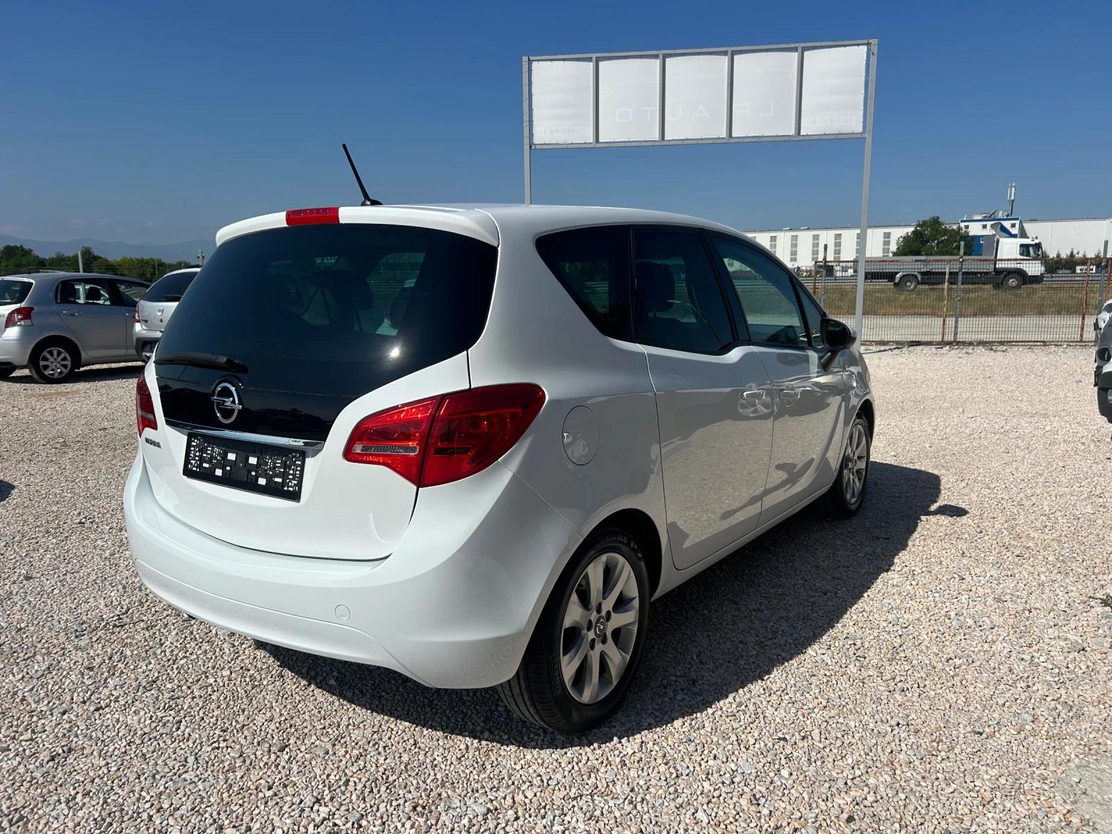 Opel Meriva * 1.4i* 100к.с* ГАЗ*  - изображение 4