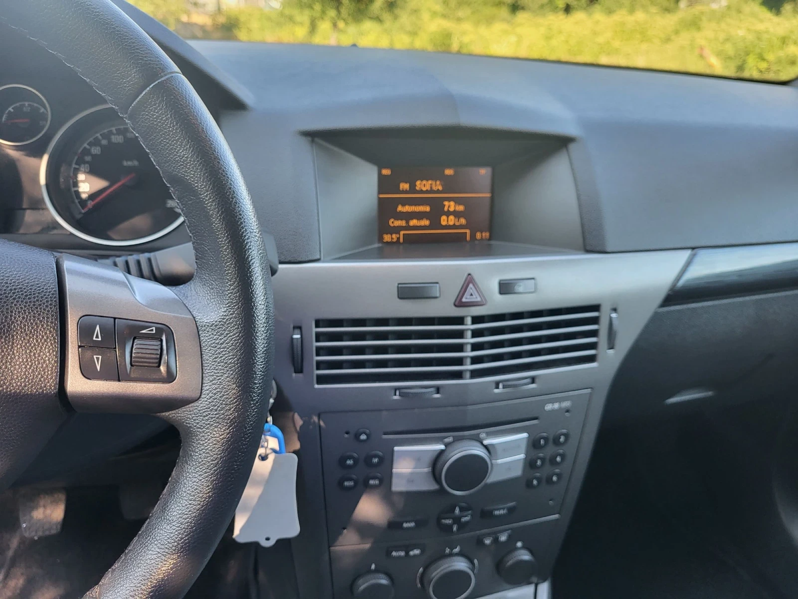Opel Astra , GTC,  - изображение 10