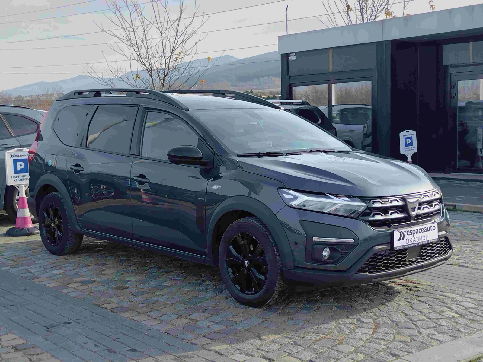 Dacia Jogger Extreme Tce/100 к.с/Бензин/Газ/6+ 1 места - изображение 3