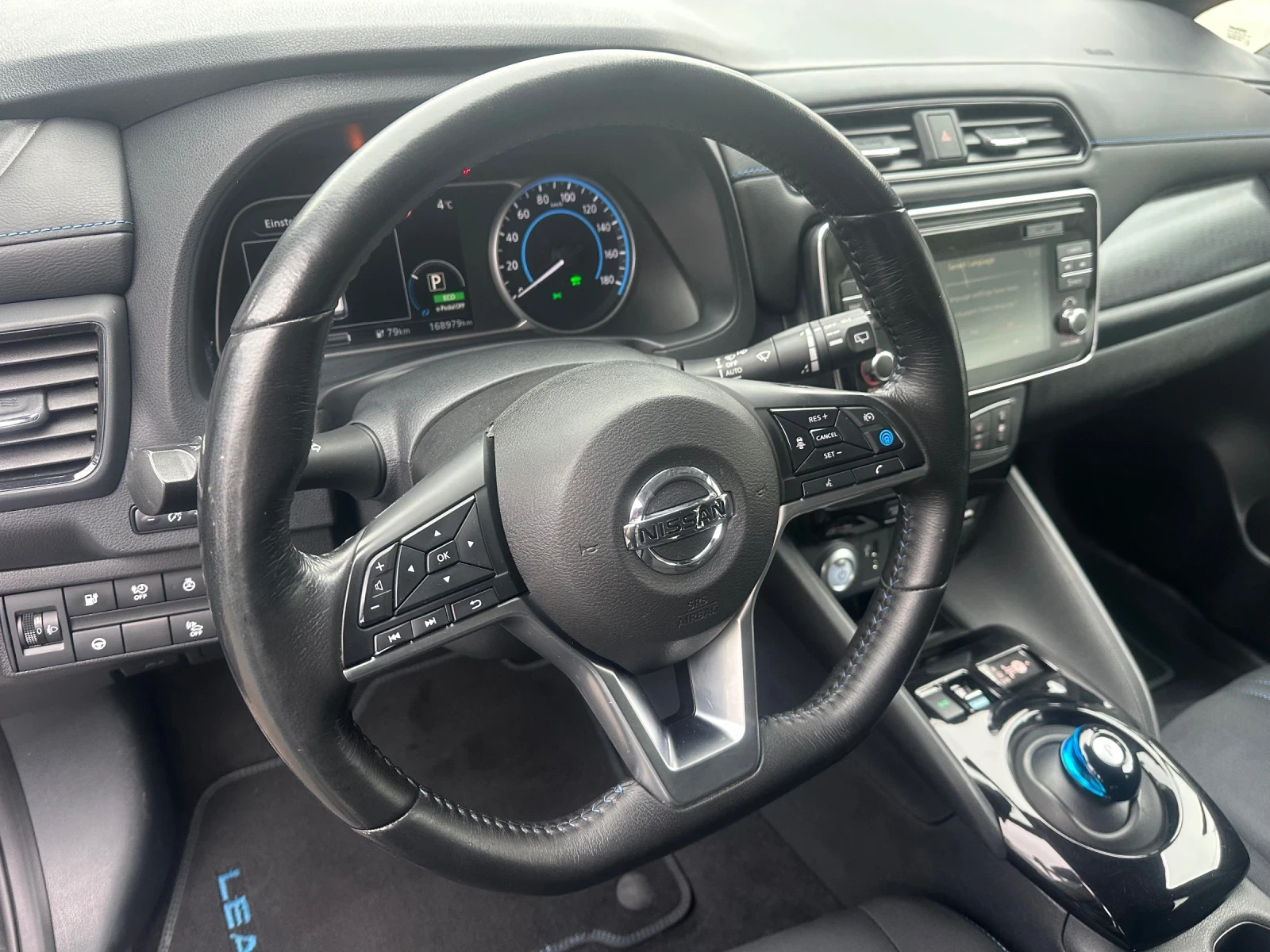 Nissan Leaf  40kw* REALNI KM* FULL*  - изображение 9