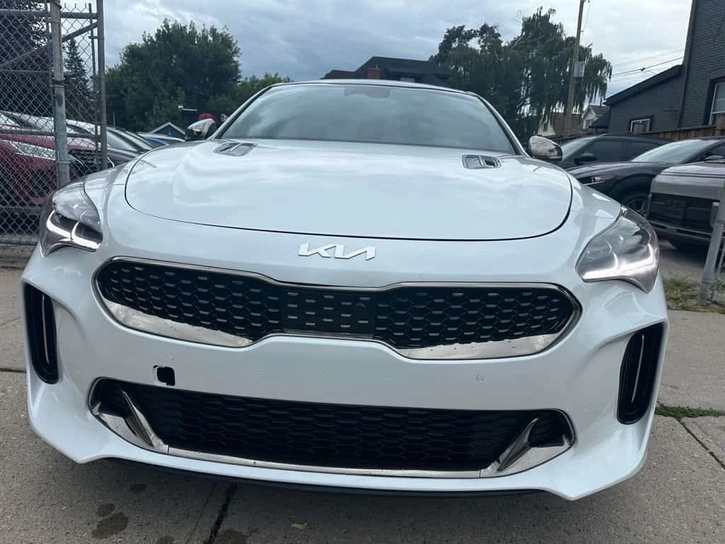 Kia Stinger * GT Limited AWD * CARFAX * ЦЕНА ДО БГ - изображение 2
