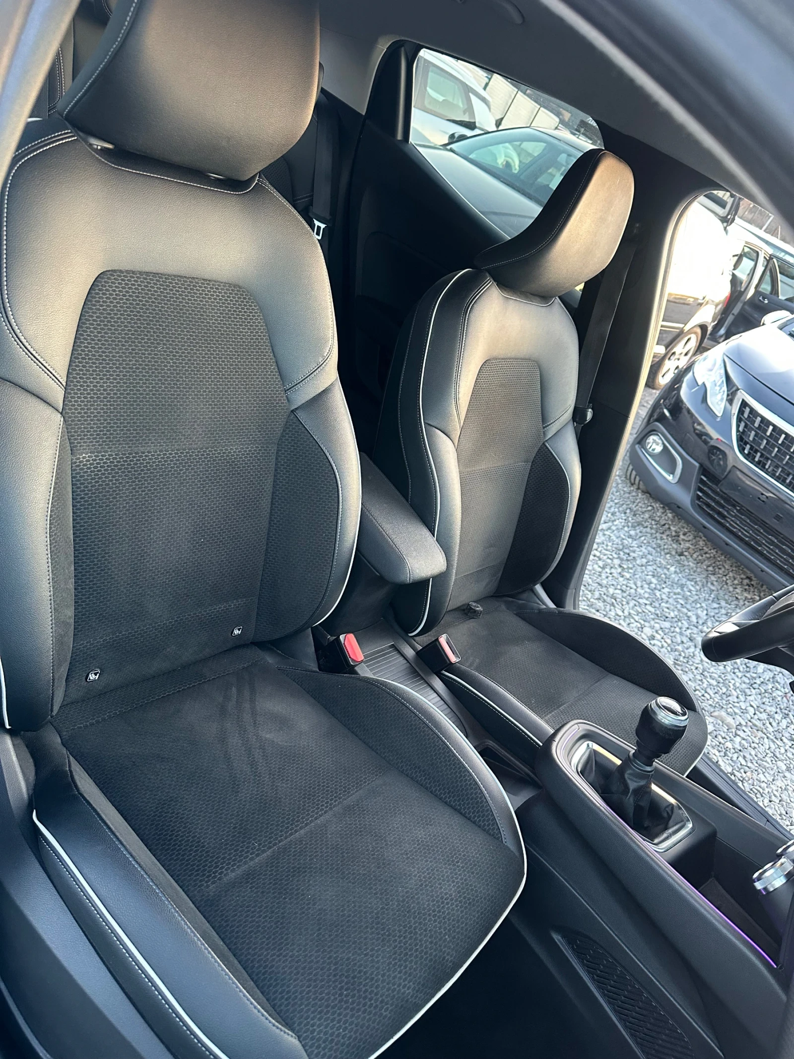 Renault Clio 1.0i Turbo 2020/06M 107888km* Kteo* Ok EVRO6, снимка 9 - Автомобили и джипове - 53816879