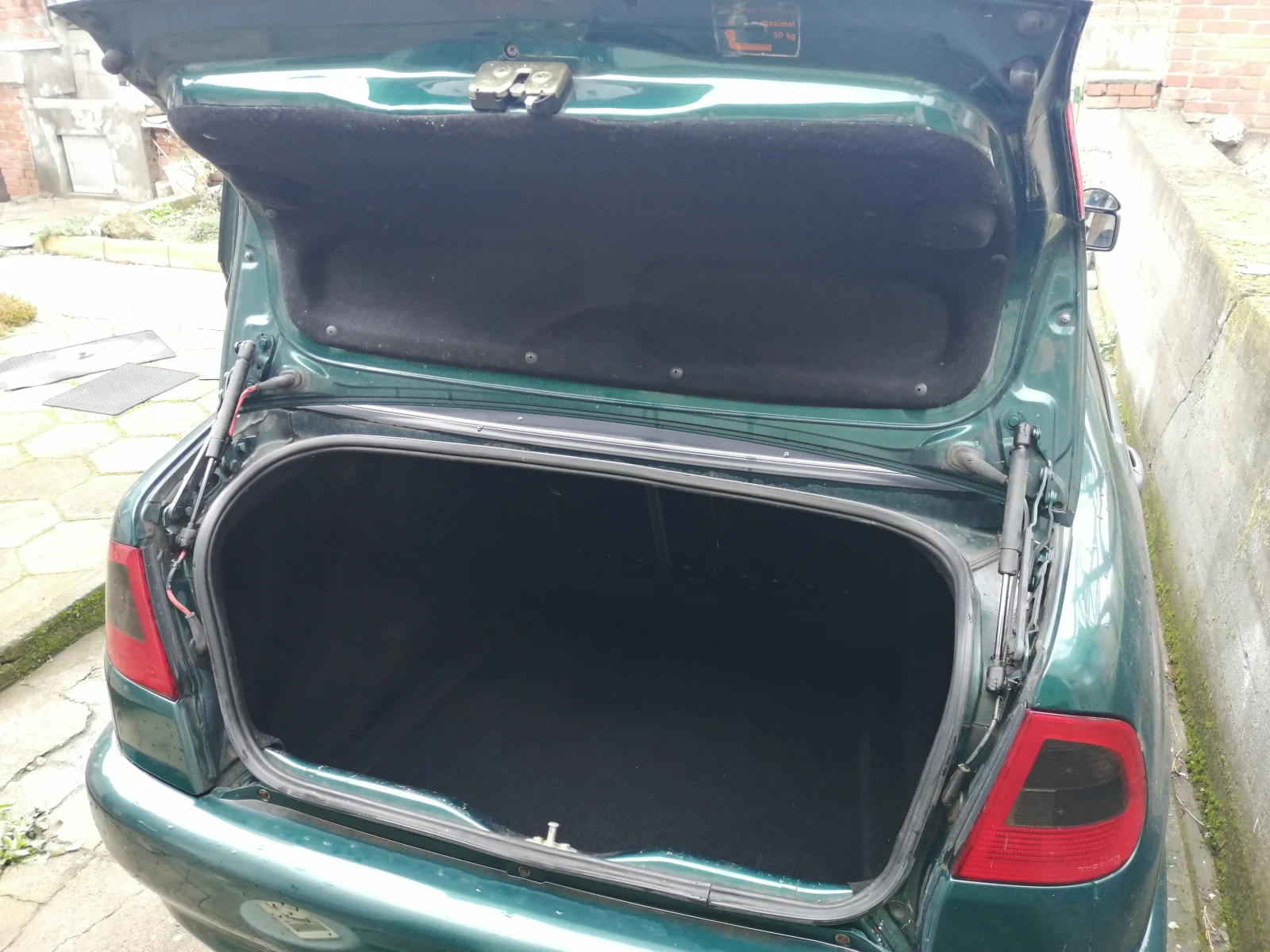 Seat Cordoba, снимка 7 - Автомобили и джипове - 53941986