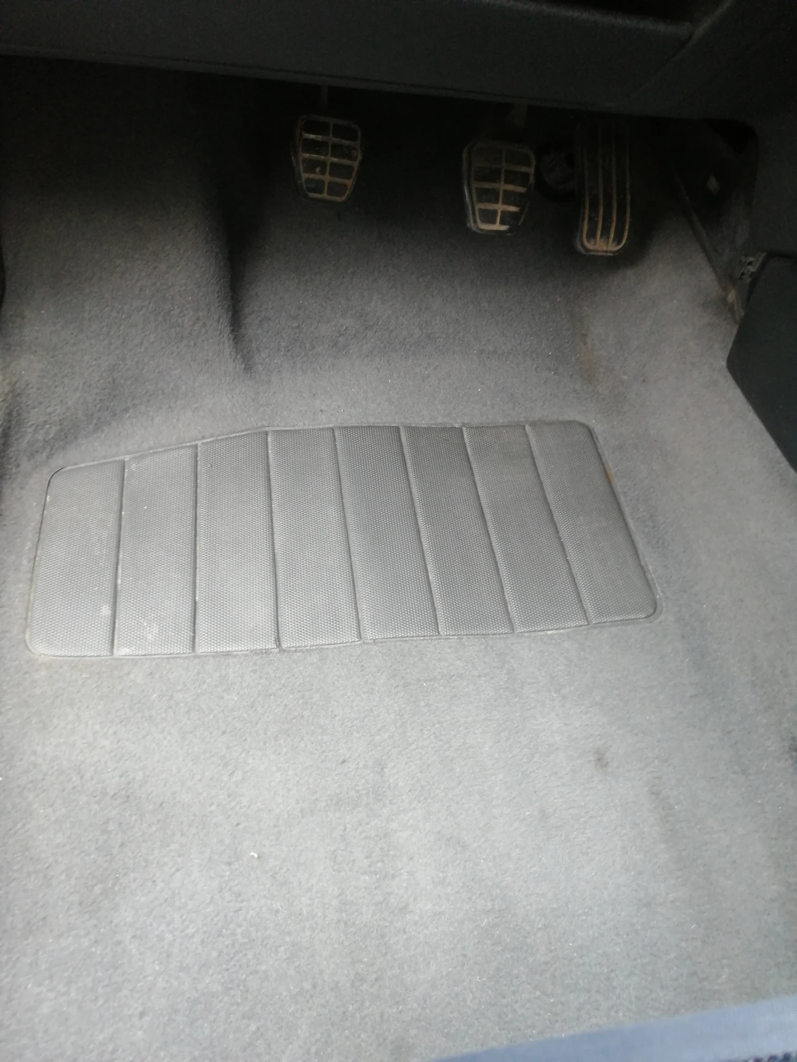 Seat Cordoba, снимка 17 - Автомобили и джипове - 53941986