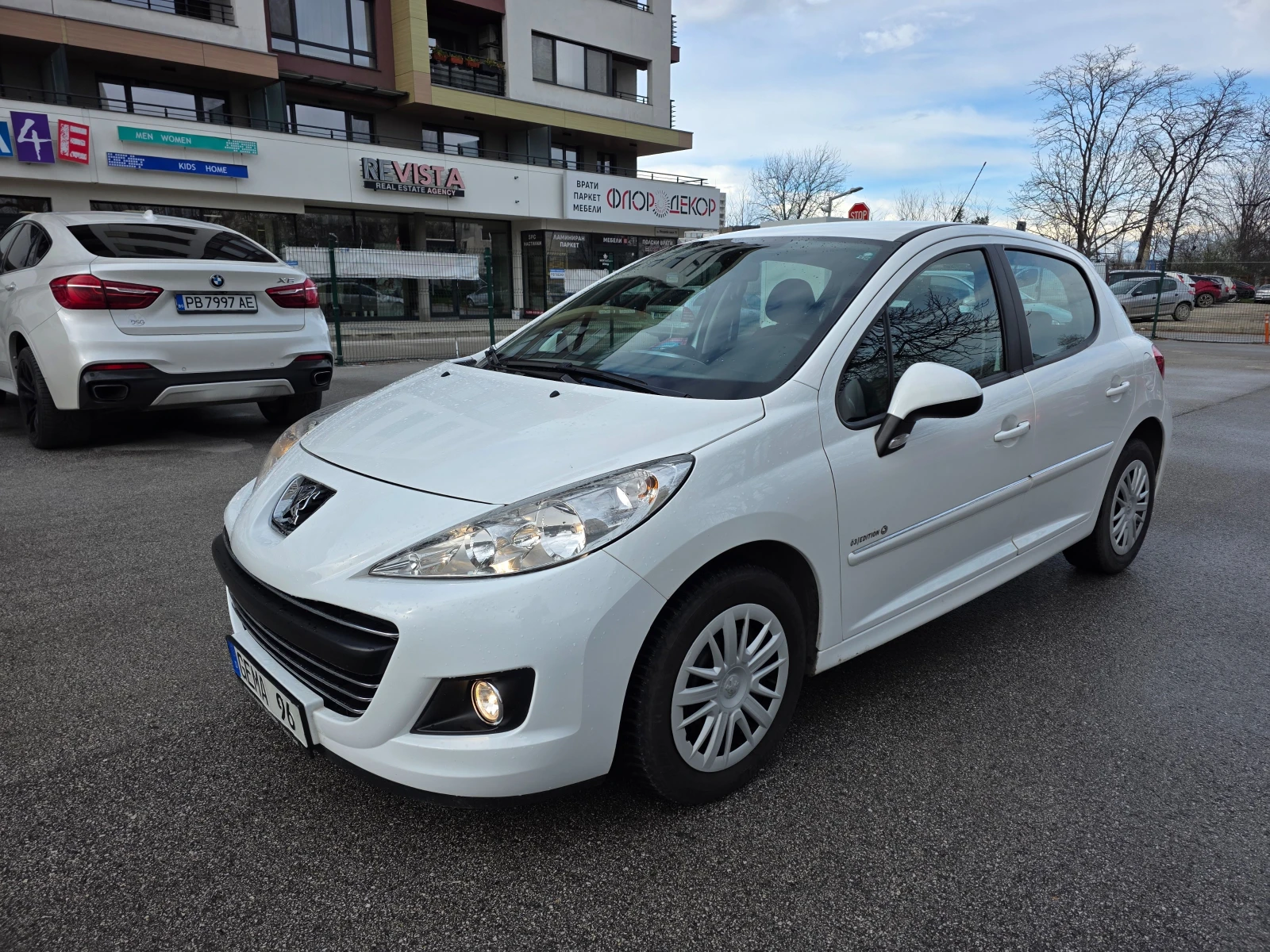 Peugeot 207 1.4 75кс. 88000км., снимка 2 - Автомобили и джипове - 54007537