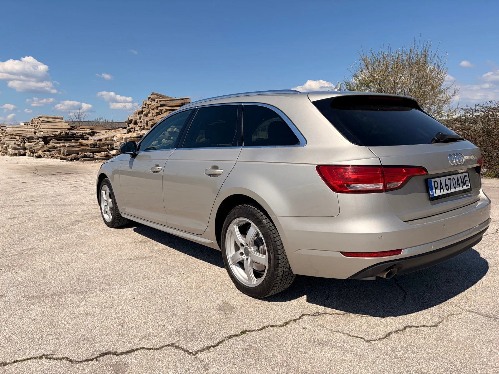 Audi A4 2.0 tdi , снимка 7 - Автомобили и джипове - 54101479