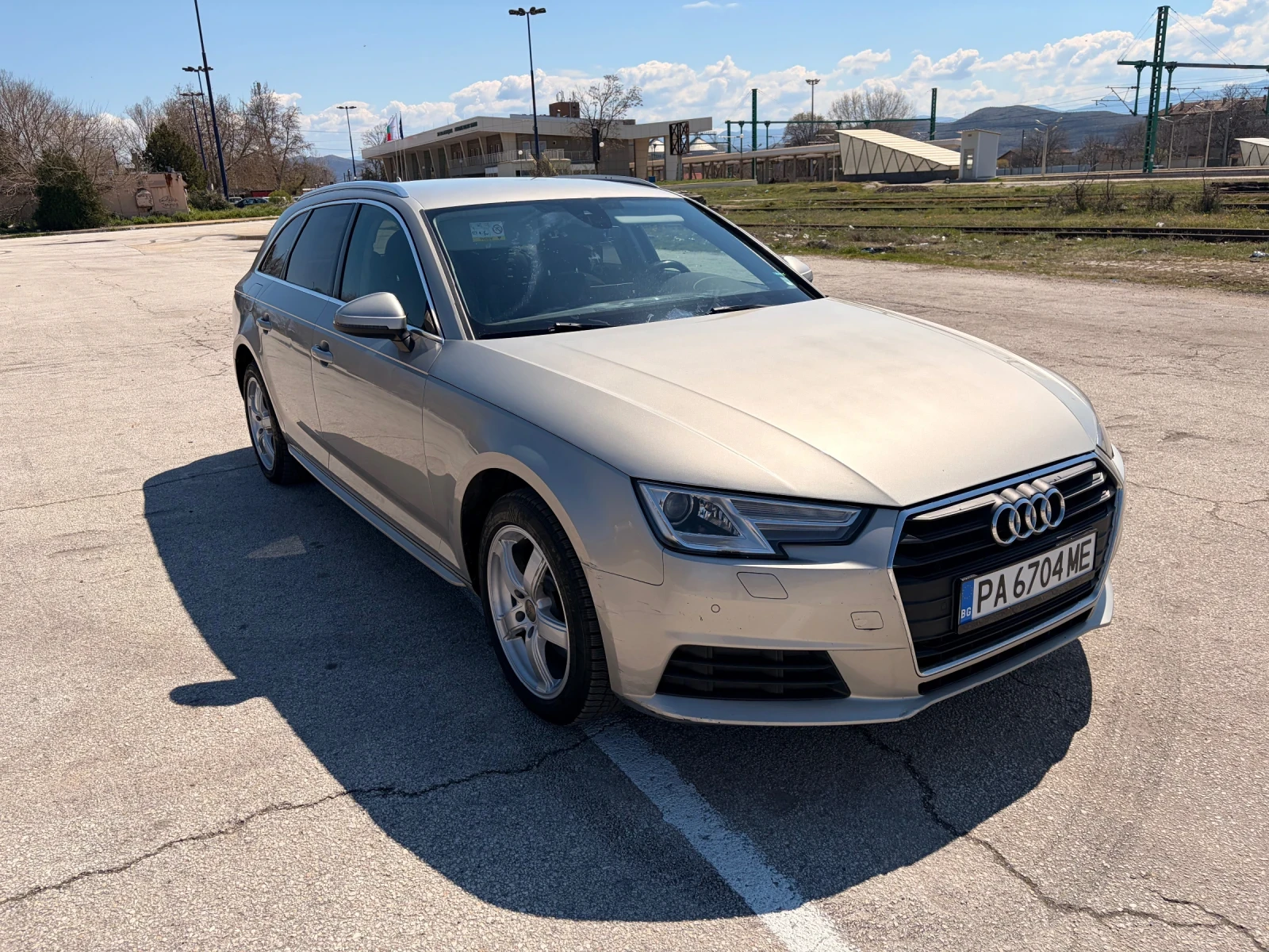 Audi A4 2.0 tdi , снимка 3 - Автомобили и джипове - 54101479