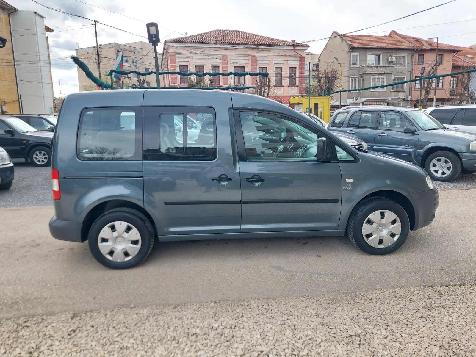 VW Caddy КАДИ ЛАЙФ-ГАЗ-БЕНЗИН.ТОП СЪСТОЯНИЕ, снимка 7 - Автомобили и джипове - 54149967