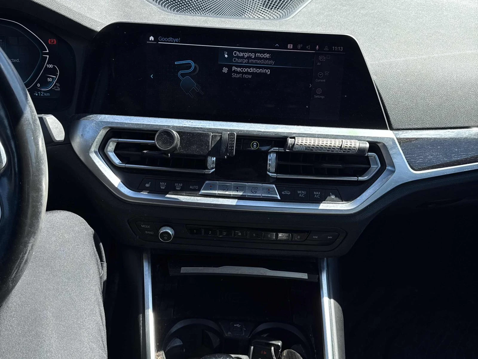 BMW 330 Очакван внос ! 330e xDrive, снимка 8 - Автомобили и джипове - 54263992