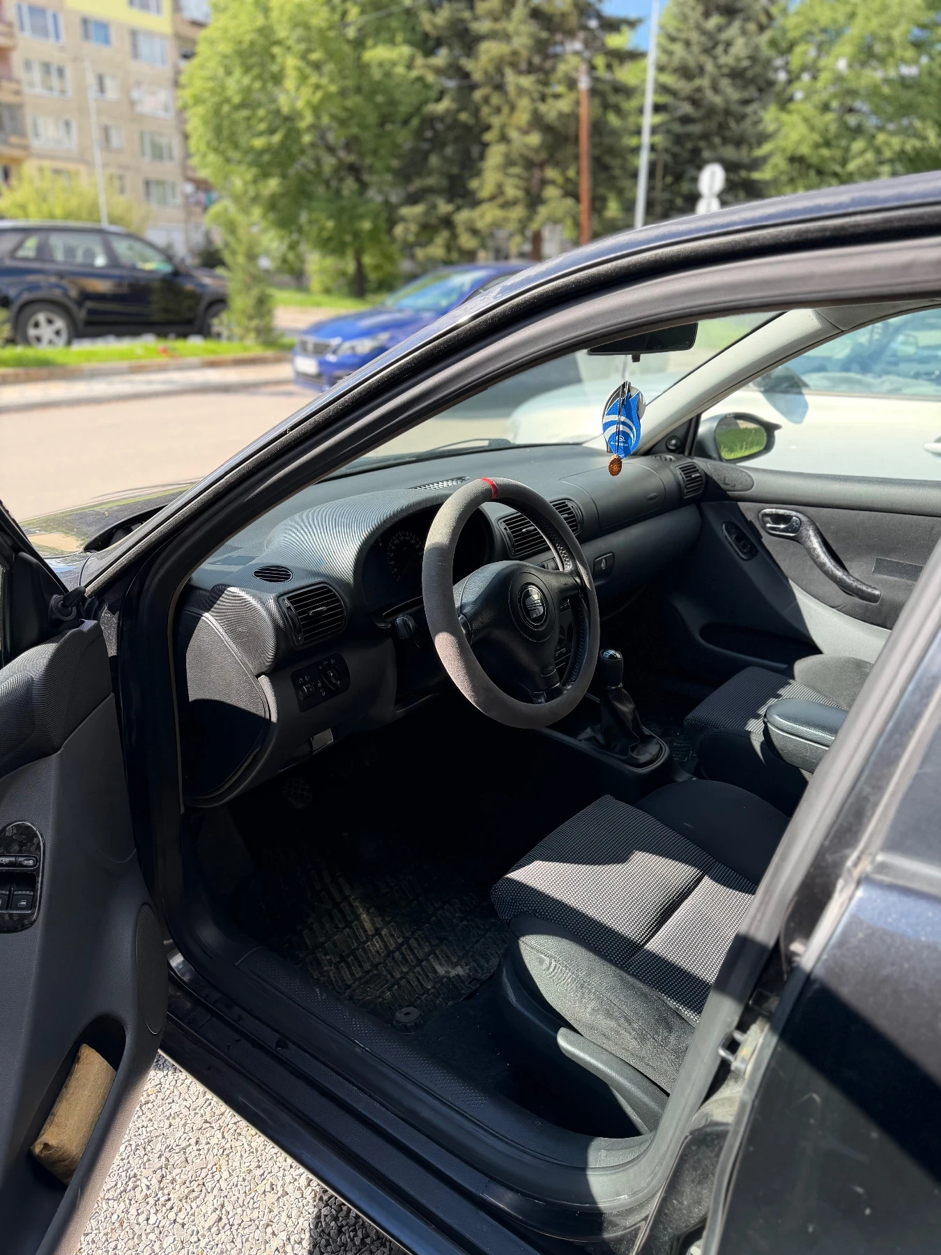 Seat Leon 1.9 TDI 110+ , снимка 8 - Автомобили и джипове - 54794434