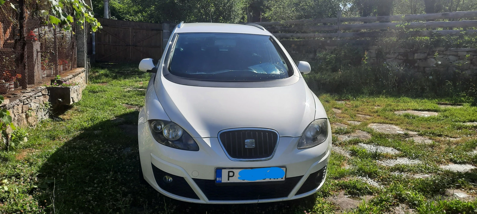 Seat Altea XL, снимка 2 - Автомобили и джипове - 55178337