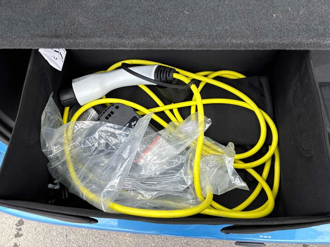 VW ID.Buzz 1st Edition/360/DIS/HUD/ОБДУХВАНЕ, снимка 15 - Автомобили и джипове - 55702176