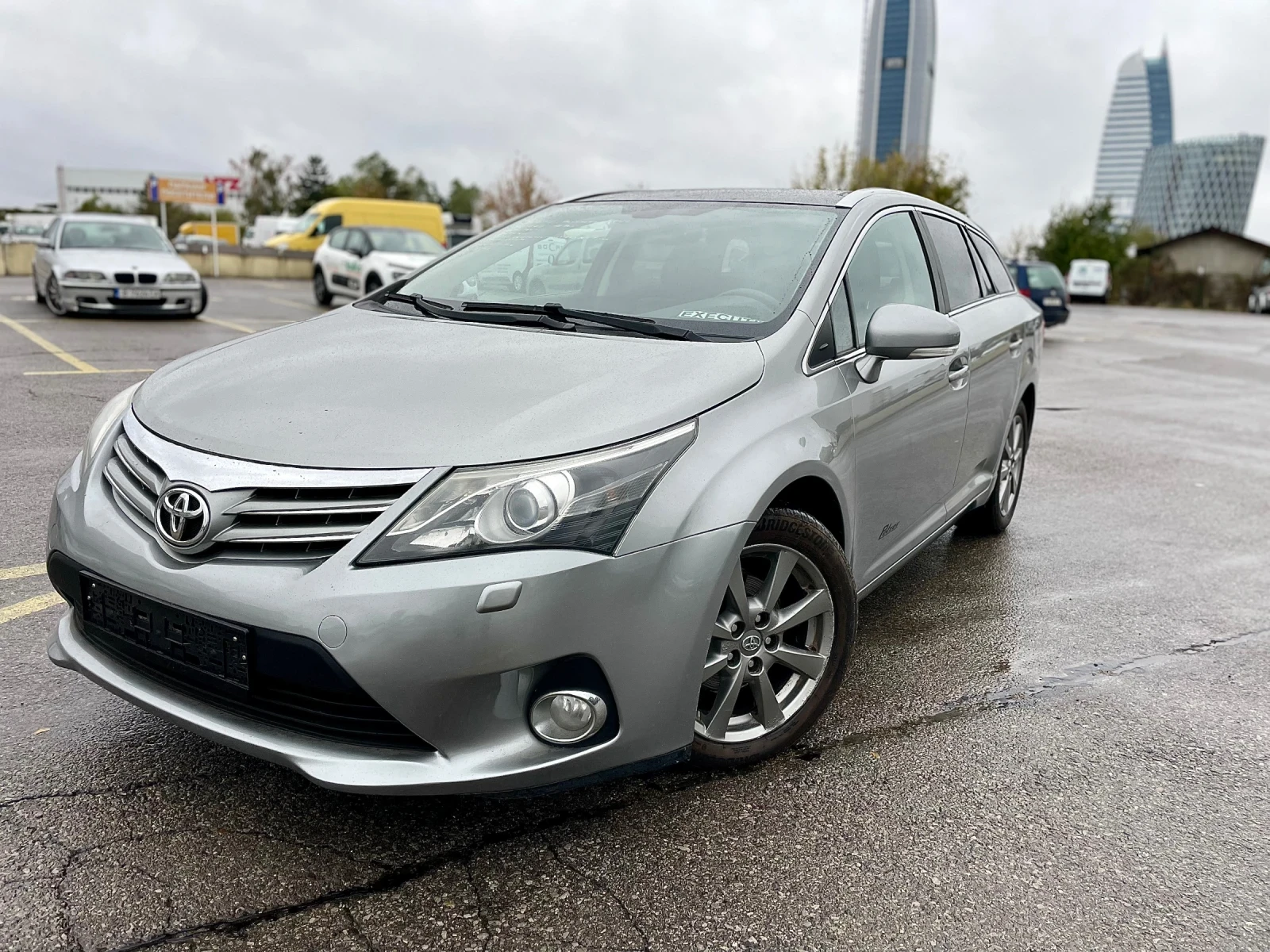 Toyota Avensis 2.0d ПАНОРАМА ВСИЧКИ ЕКСТРИ, снимка 2 - Автомобили и джипове - 55743033