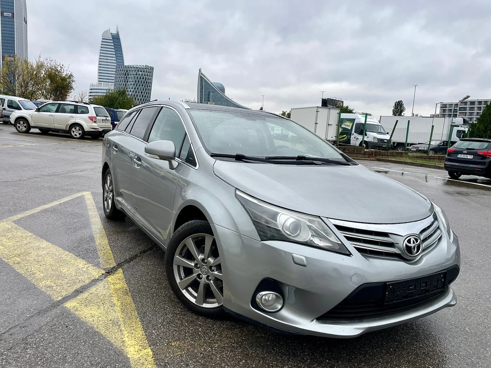 Toyota Avensis 2.0d ПАНОРАМА ВСИЧКИ ЕКСТРИ