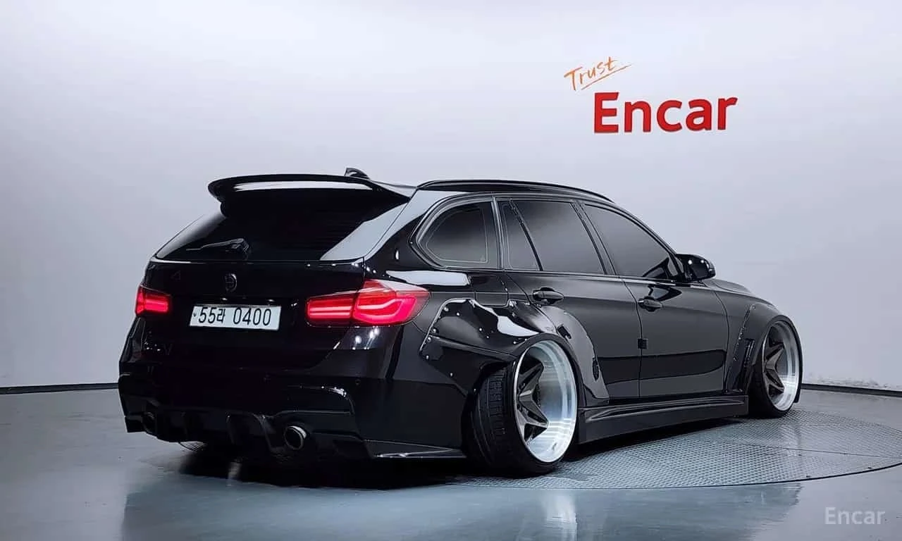 BMW 320 * 320d Touring M Performence * ЦЕНА ДО БГ, снимка 2 - Автомобили и джипове - 55790300